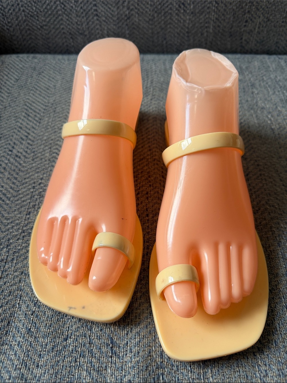 Jeffrey Campbell women’s jelly Sandals Size: 7 Eu: 38